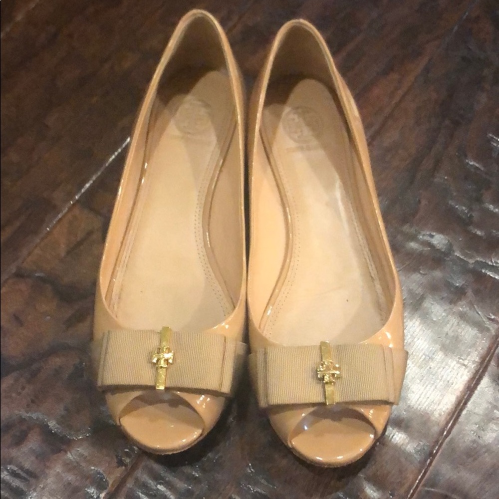 Tory Burch nude flats